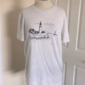Banana Republic | Eco T-Shirt Lighthouse Graphic ⚓️
